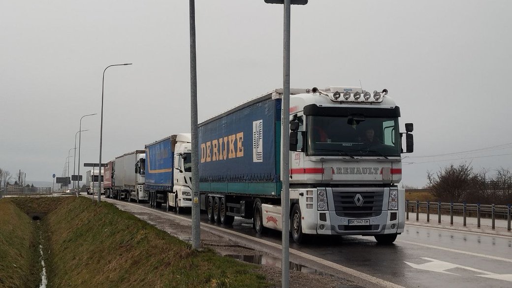 Продовження "транспортного безвізу" між Україною і ЄС вигідно всім — Балін